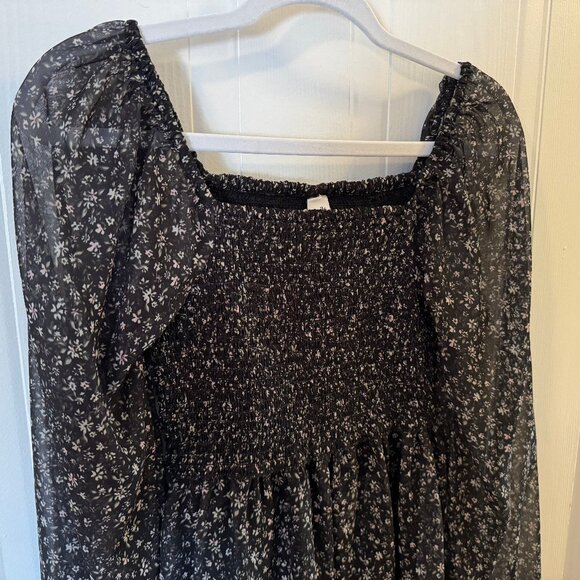 💥TWIK BLACK DRESS WITH FLOWERS💥✨PERFECT CONDITION✨ ⁉️ MAKE AN OFFER ⁉️ - Picture 2 of 5
